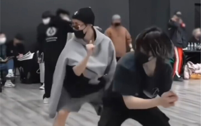 Park Jimin và Jung Hoseok | Tôi chết cười vì hai người