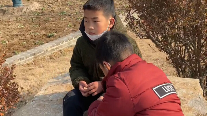 Năm mới, ước mong là có bao nhiêu mì cay ăn cũng không hết!