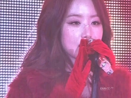 Quả nhiên, chỉ khi đối mặt với fan trung thành thì Shuhua mới tung hết sức mình #TheoCandyXemLive