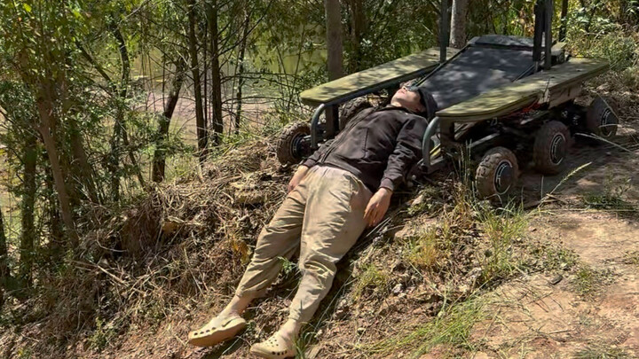 Corpses and the Distant Land