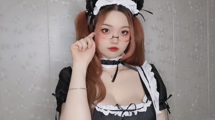 Who wouldn't be smitten by a maid who's 1.88 meters tall?