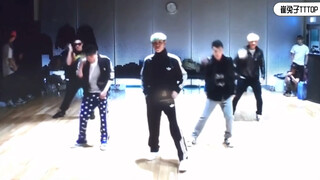 【BIGBANG】พี่ใหญ่และเหล่านักเต้นประกอบของเขา เวอร์ชันห้องซ้อม blue