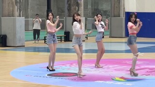 【Shake it】Semua member memakai high heels, dengan usia rata-rata 17 tahun, roadshow Beijing