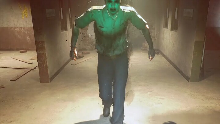 Dinding berbunyi keras, instruktur pun tampil menggebrak!