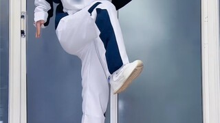 Điệu nhảy thoải mái truyền tải sự thoải mái BTS-làm cho đúng