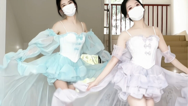 Sứ mệnh của công chúa là luôn tỏa sáng! Thật tuyệt vời khi được mặc váy công chúa và nhảy điệu nhảy 