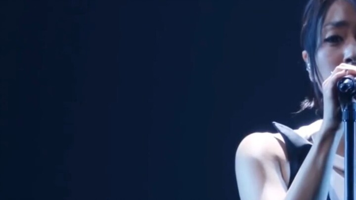 【Hikari Utada】Singing "First Love" affectionately at the 20th anniversary concert of his debut