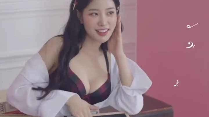 Zhao Xian, South Korean Underwear Ad