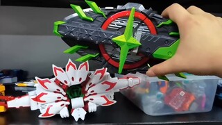 What will happen when the Blade of the God of War meets the Nine-tailed Fox Buckle?