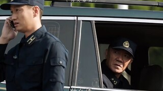The leader was ruthless when disciplining his subordinates, but his expression changed in an instant