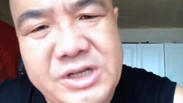 يا صديقي داو، سأركل أمك بقدمي وأجعلها تتأرجح مع القرود في السماء.