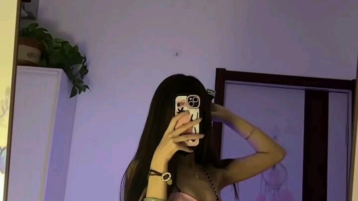 Không cần quá xinh, chỉ cần có khí chất là được.