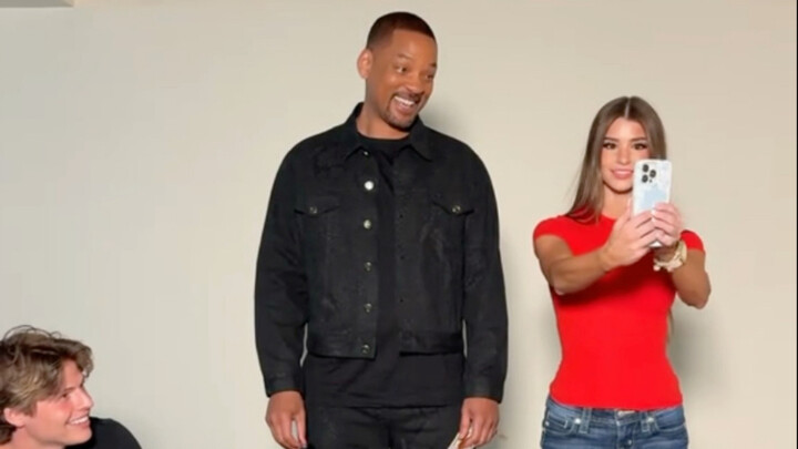 Lihat siapa yang aku datangkan🫢