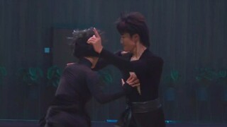 الوسامة تكفي، إنها لحظة الأداء الخاصة بطلاب المعايير الوطنية #مدرسة هواينان شيجي للفنون #يو مينغتشي 