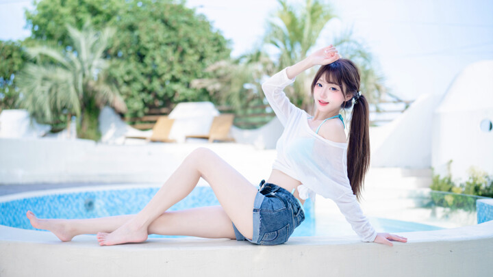 Shake it!!! Take you straight back to midsummer in one second!