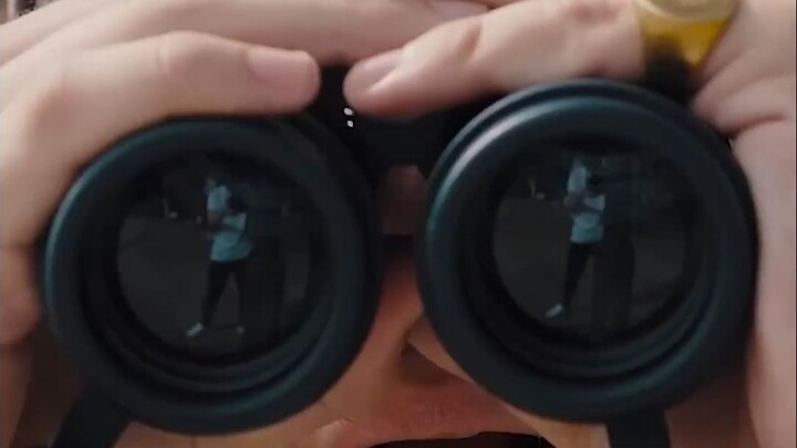 当你叫你的朋友偷看美女，你的朋友：