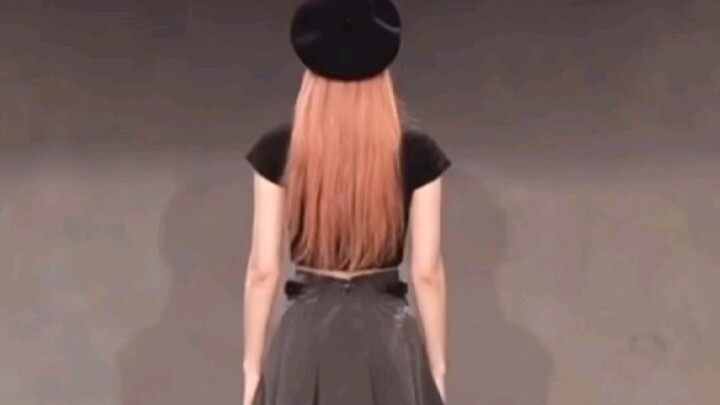 【Rekaman Langsung Kamera Buatan Sendiri】MAJORS Suzy Menari Ulang LE SSERAFIM «Blue Flame»