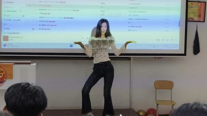 [The Dreamer Who’s Just Slacking Off] Video pack is ready—come check it out!