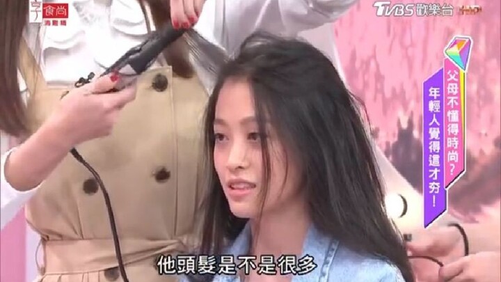 Tips kecantikan dari acara lawas: rambut halus dan lepek langsung bikin wajah jadi tertutupi rambut!