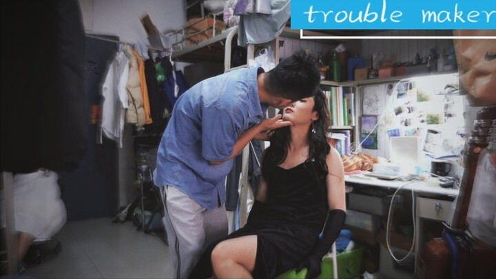 Sexy performance of "Trouble Maker" in the boys' dormitory