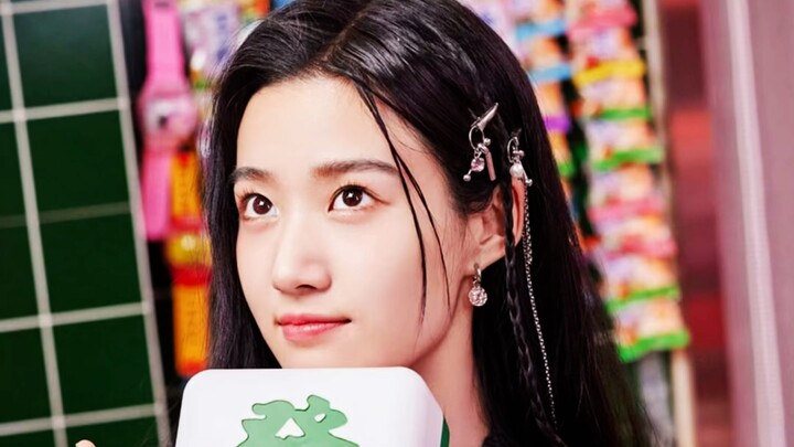 [Lu Yuxiao] Dad Doesn’t Get It But Respects His Daughter’s Recommendation of the Face-Slimming Gadge