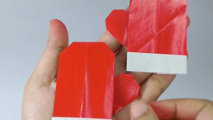 Handmade Christmas Gloves 🎄 Red Gloves with White Border