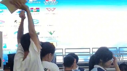 This is pretty complicated—our teacher is so on-trend!