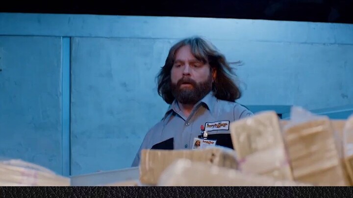 Phim hài: Anh bảo vệ ngốc nghếch vì mỹ nhân mà cướp lấy 17 triệu đô la Mỹ, dựa trên câu chuyện có th