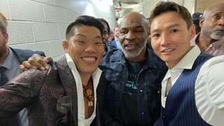 Tyson! Khi tôi nắm lấy tay anh, tôi biết rằng mình đang nắm lấy nắm đấm đáng kính nhất, chúng tôi yê