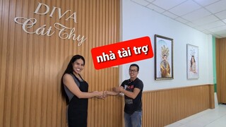 Lộ diện nhà tài trợ DIVA Cát Thy sửa lại tiệm Bánh tráng trộn