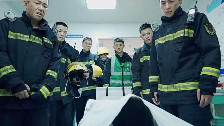 أجمل من يسير عكس التيار #تحية لأشهر رجال الإطفاء