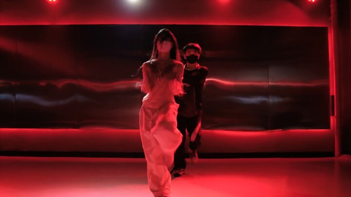 《DESSERT》Pu Pu choreography black and white zhizhu