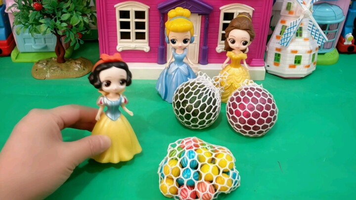 There are also pretty vent balls now!