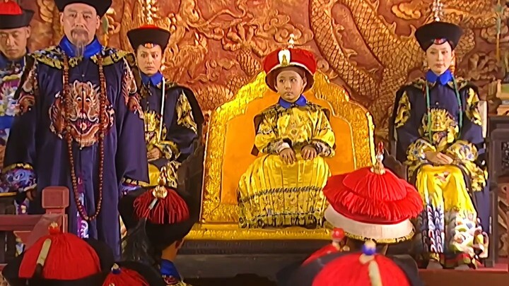 Fulin, by a twist of fate, ascended the Qing throne.