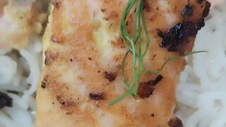 Salmon fish del rice #yummi food #trending #shortsvideo #viedoviral #subscribe