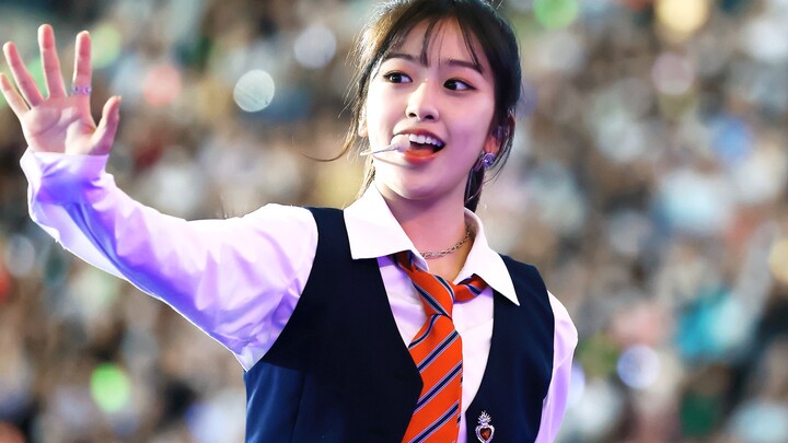 [IVE Germany Concert ROYAL] Is this what everyone was mocking for being unable to sing? Ahn Yujin to