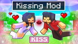 Using the KISSING MOD In Minecraft!