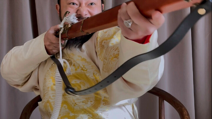 أشعر دائمًا أن كونك إمبراطورًا في محتوى الفتيات أكثر متعة.