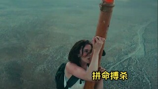 Cô gái bị nhốt trong tòa tháp cao 600 mét suốt ba ngày ba đêm. Vết thương của cô thối rữa và thu hút