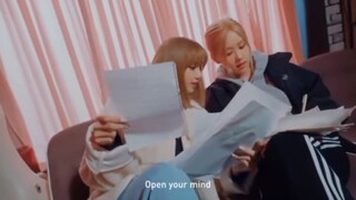 (BLACKPINK) lichaeng (chaelisa) couple :3