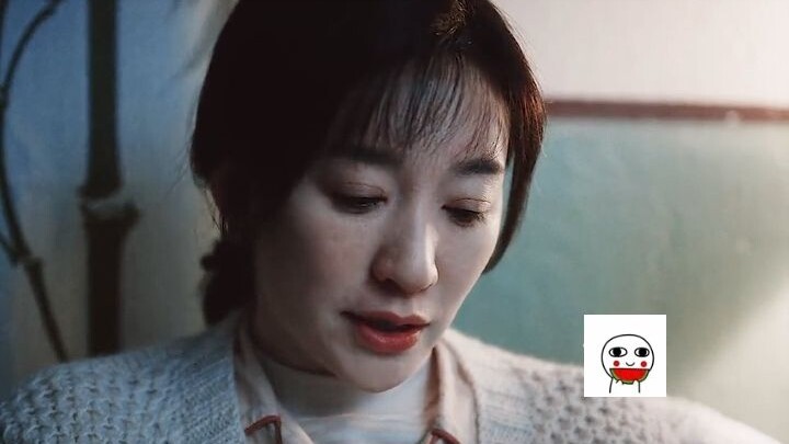 Bà mẹ cứ giận là lại đọc thơ, mà khi “làm mình làm mẩy” thì chỉ có con gái trị được, còn bố thì phải