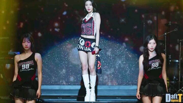 NingNing | Ning Yozhuo | 닝닝 | 宁艺卓 Performance 11-30-2025😍🥰💕