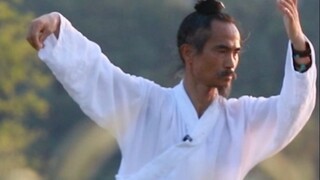 In the hot summer, a set of refreshing Tai Chi is given to you~