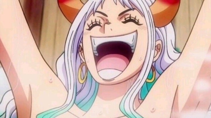 MALAH MANDI DI PEMANDIAN COWO