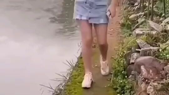 nhìn nó hơi lạ 😁🥰🥰