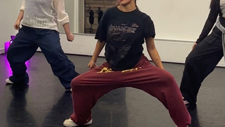 Street dancers will become like this when they dance