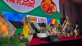 人与人之间永远存在差距，不必过于自卑，修炼如此，人生更是如此，很多人活到六十岁的时候，还衣不蔽体、食不果腹，而有些人生下来就已经继承了万亿家产；”