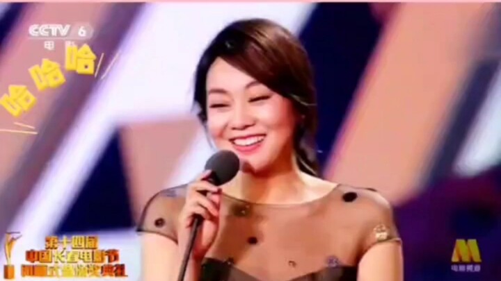 Teacher Yan Ni’s always in a pleasantly tipsy mood!