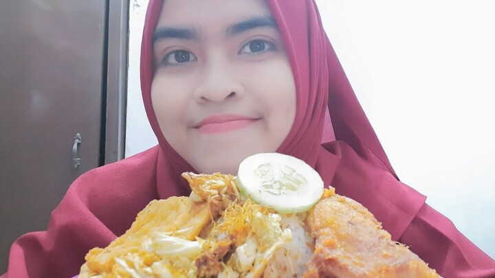 PECEL AYAM KOL GORENG TER ENDUL | Food Vlogger Indonesia