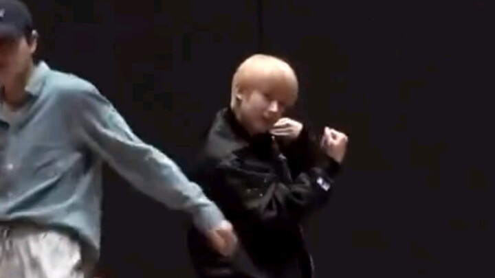 【Kim Seon-woo】Dancing as a b-boy is totally a dance role (in my heart) 3